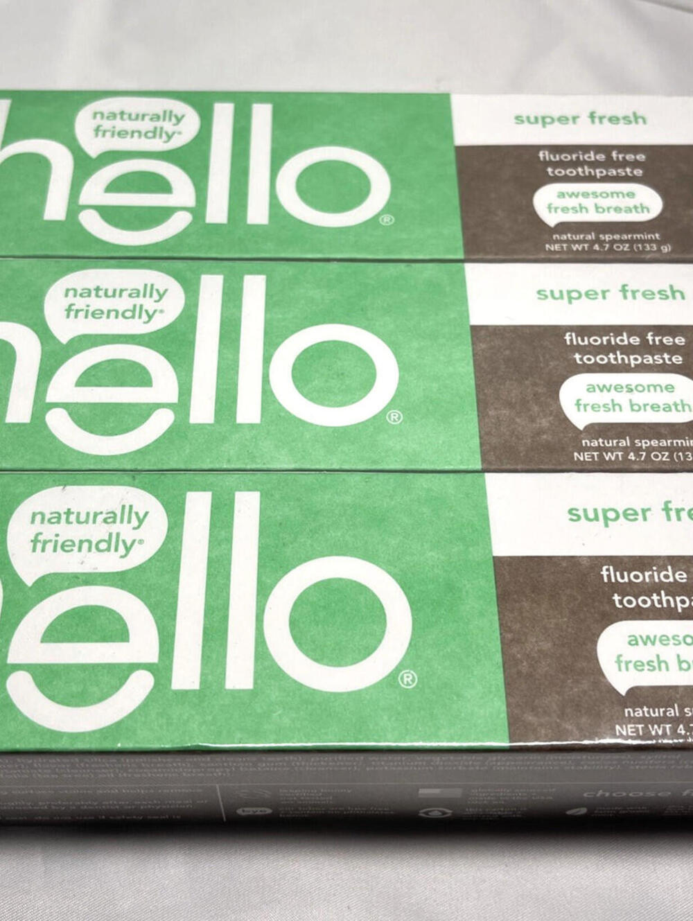 Hello Super Fresh Natural Spearmint Toothpaste, Fluoride Free - Pack of 3 Tubes